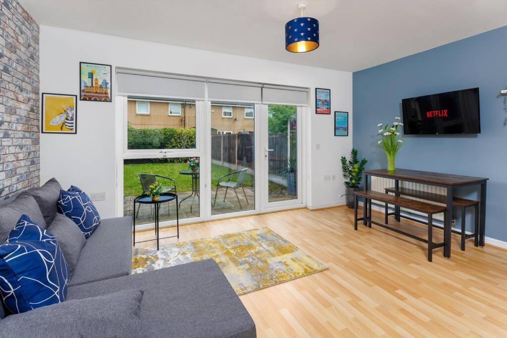 Sunshine Terrace By Happy Sunshine Stay Manchester Eksteriør billede